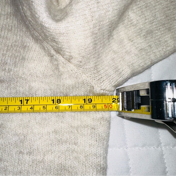 Crown & Ivy Sweater - Picture 3 of 7